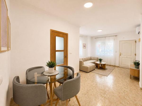 Sale of flat in Piso en Calle Patricio Zammit, Las Piscinas Naturales, Torrevieja, Torrevieja
 photo 4