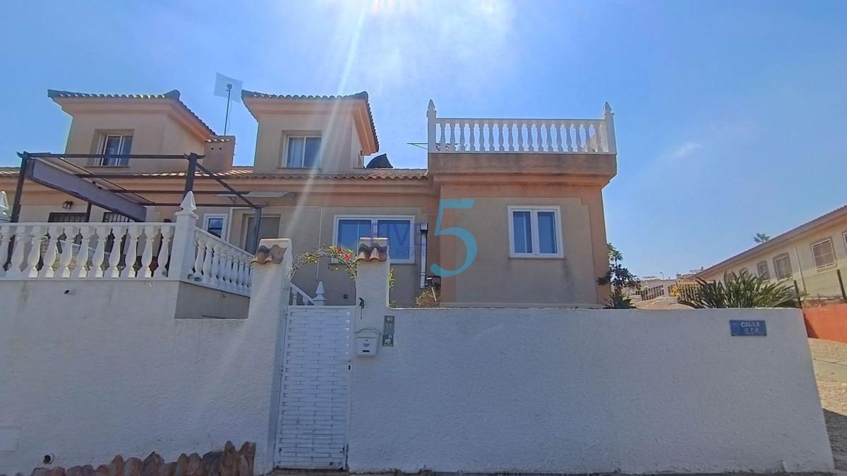 Продажа отдельного шале в  Casa o chalet en Rojales Hills - Rosa Bungalows, Rojales, Рохалес photo 5
