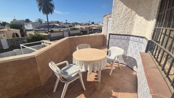 Venta de piso en Piso en Isla Formentera-Regia, 20, La Regia, Orihuela, Orihuela
photo 1