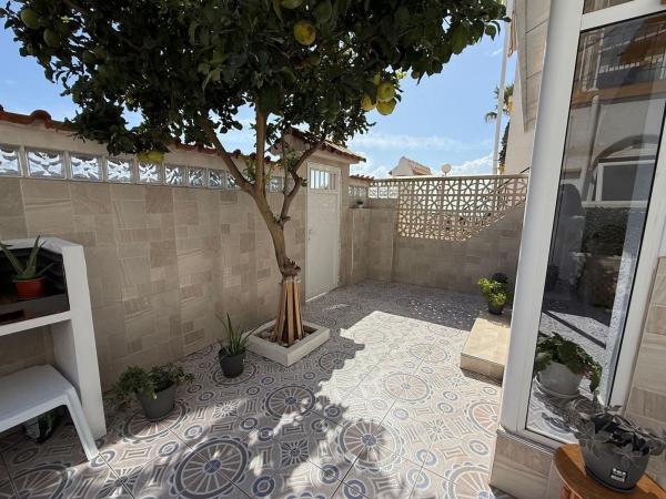 Casa o chalet independiente en La Siesta - El Salado - Torreta, Torrevieja thumbnail 2