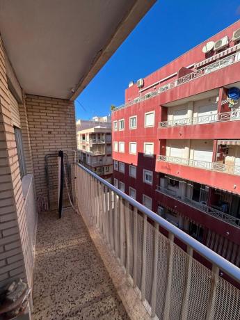 Venta de piso en Piso en Las Piscinas Naturales, Torrevieja, Torrevieja
 photo 4