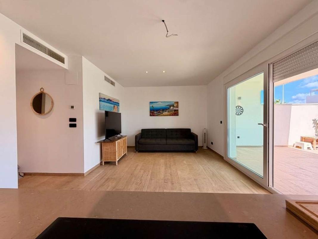 Venta de piso en Piso en Avenida Antonio Pedrera Soler, Algorfa, Algorfa
photo 1