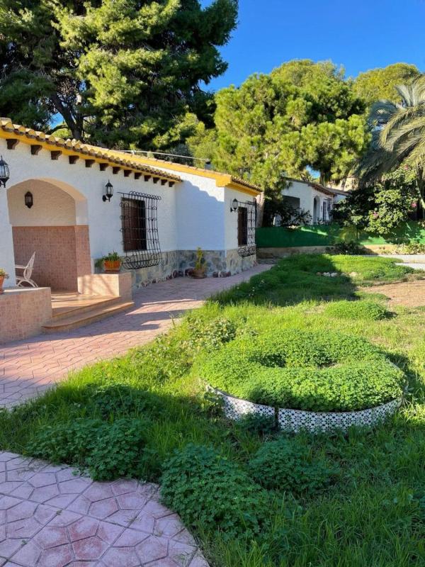 Продажа отдельного шале в Casa o chalet en Punta Prima, Torrevieja, Торревьеха photo 2