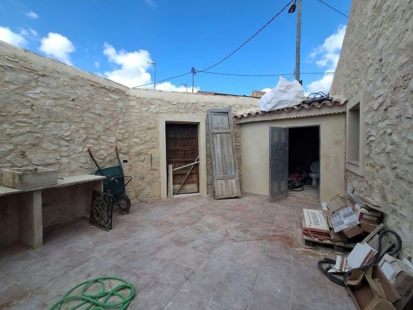 Rustic farm for sale in Finca rústica en La Romana , La Romana thumbnail 2