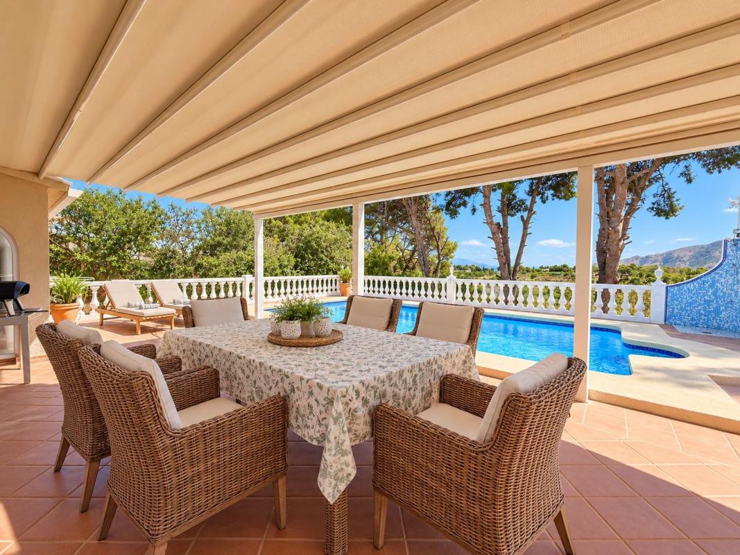 Properties for sale and rent in Spain photo 2