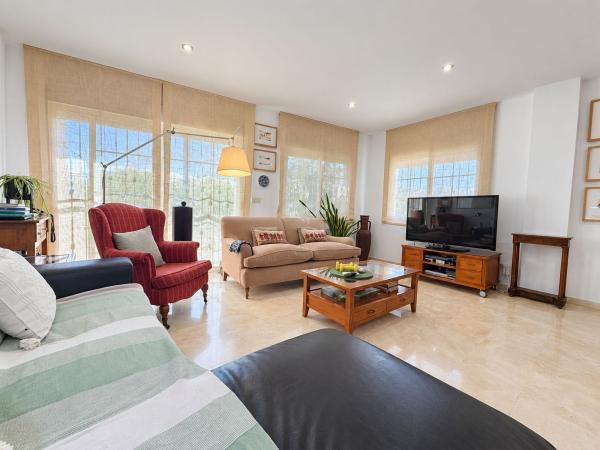 Chalet pareado en Calle Barbados, Coloma, La Nucia thumbnail 2