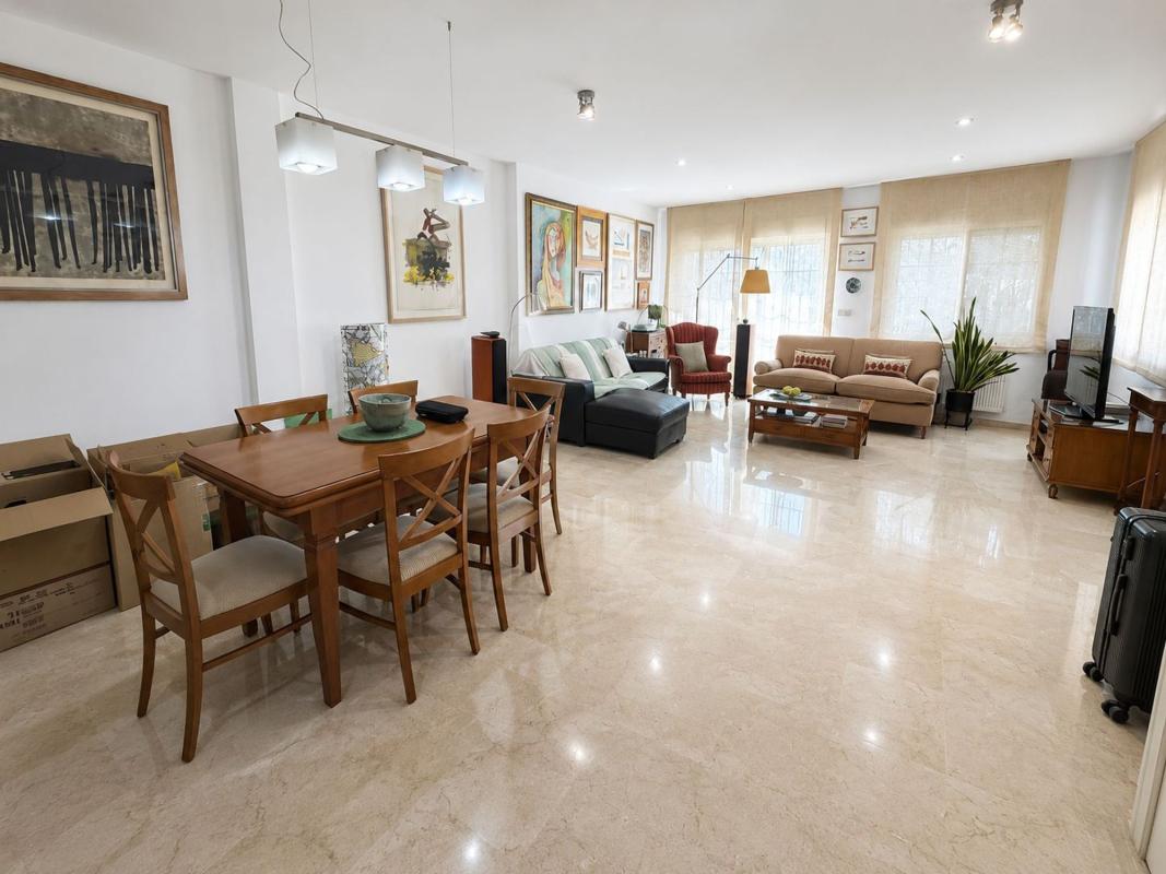 Недвижимость на продажу и в аренду в Испании photo 3
