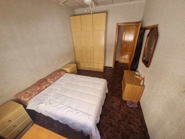CASA AMPLIA DE 4 HABITACIONES AL LADO DE LA ESTACION DE AUTOBUSES, Torrevieja
 photo 4