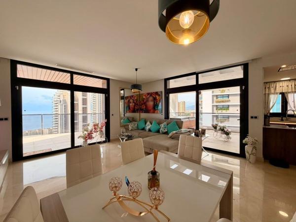 Sale of flat in Piso en Playa de Poniente, Benidorm, Benidorm
thumbnail 2
