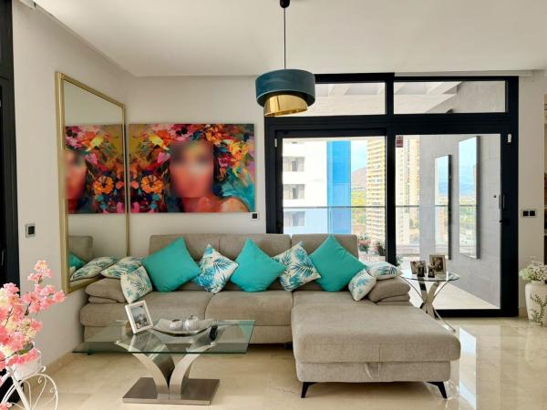 Sale of flat in Piso en Playa de Poniente, Benidorm, Benidorm
thumbnail 3