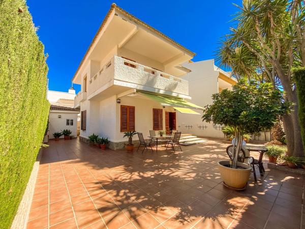 Chalet independiente en venta en Casa o chalet en Torre de la Horadada, Pilar de la Horadada, Pilar de la Horadada
photo 1