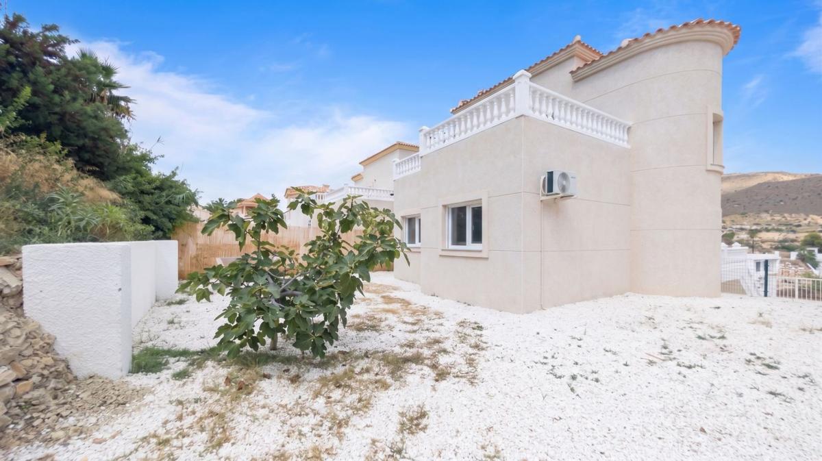 Propiedades en venta y alquiler en España photo 5