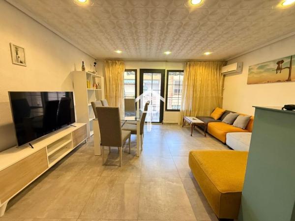 Venta de piso en Piso en Calle d'Algol, Ciudad de Asís, Alicante / Alacant, Alicante / Alacant
 photo 3