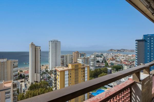 Penthouse for sale at Ático en Playa de Levante, Benidorm, Benidorm thumbnail 2