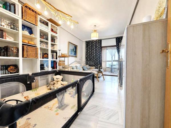 Sale of flat in Piso en Calle Presidente Adolfo Suárez, Pueblo Poniente, Benidorm, Benidorm
 photo 2