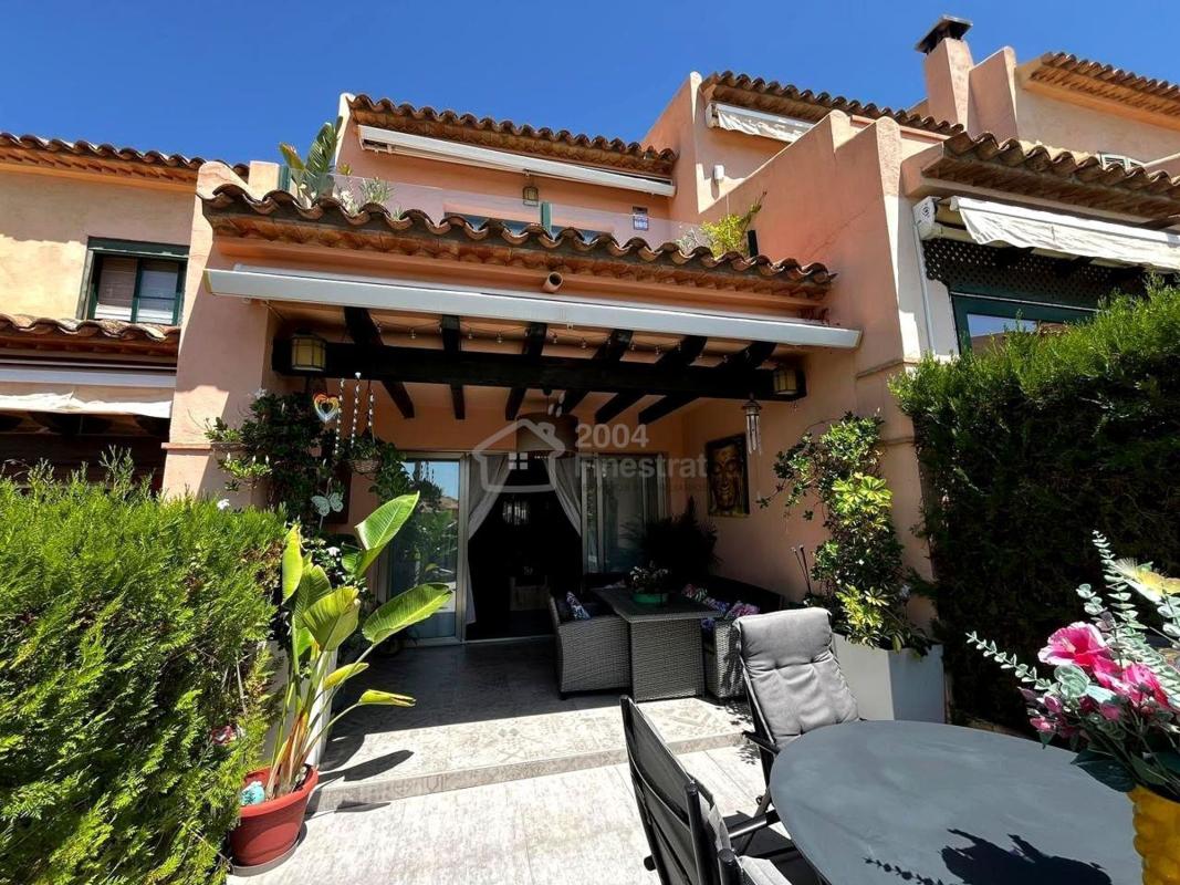 Properties for sale and rent in Spain photo 1