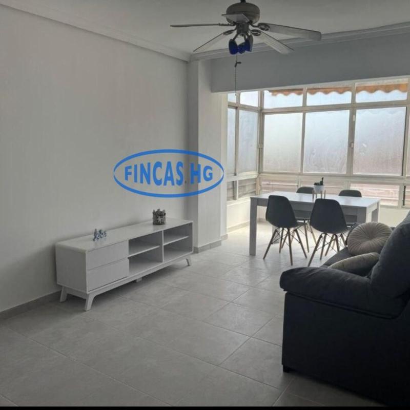 Venta de piso en Piso en Juan XXIII, Alicante / Alacant, Alicante / Alacant
photo 1