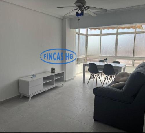 Venta de piso en Piso en Juan XXIII, Alicante / Alacant, Alicante / Alacant
thumbnail 2
