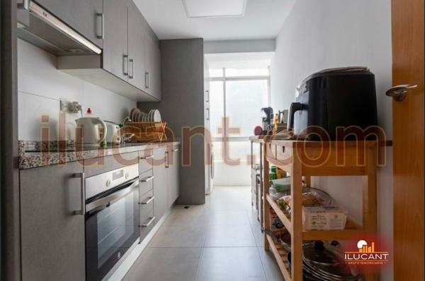 Sale of flat in Piso en Colonia Requena - Virgen del Carmen, Alicante / Alacant, Alicante
 photo 4