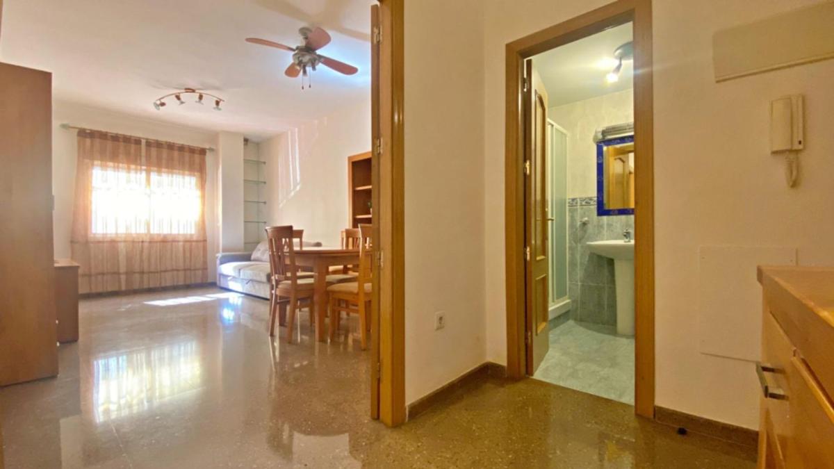 Venta de piso en Piso en Calle Cuenca, San Blas, Alicante / Alacant, Alicante / Alacant
photo 3