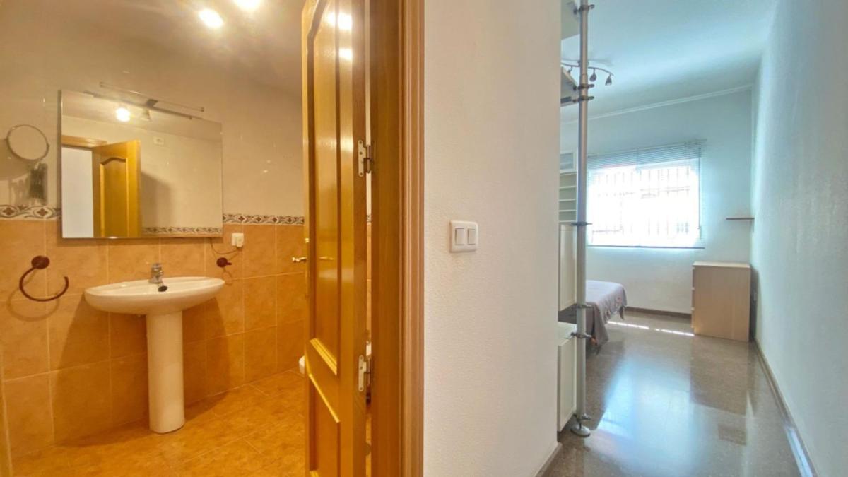 Venta de piso en Piso en Calle Cuenca, San Blas, Alicante / Alacant, Alicante / Alacant
photo 5