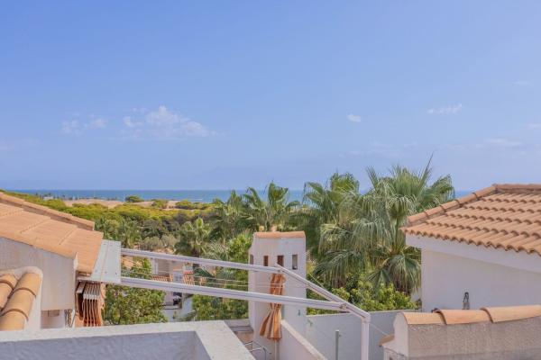 Chalet independiente en venta en Casa o chalet en Mediterráneo-Novamar, Gran Alacant, Gran Alacant
photo 1