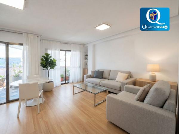 Chalet independiente en venta en Casa o chalet en Cabo de las Huertas, Alicante / Alacant, Alicante / Alacant
 photo 4