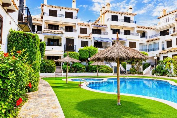 Sprzedaż mieszkania w Piso en Cabo Roig, Orihuela, Orihuela
photo 1