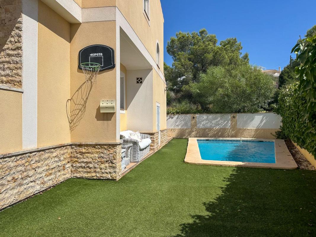 Propiedades en venta y alquiler en España photo 3