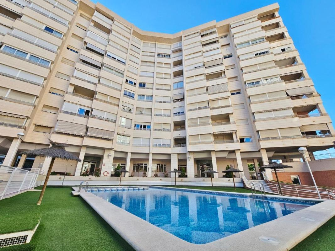 Venta de piso en Piso en Raval Roig-Virgen del Socorro, Alicante / Alacant, Alicante / Alacant
photo 2