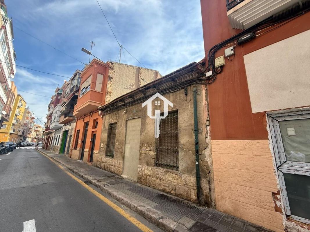 Properties for sale and rent in Spain photo 4