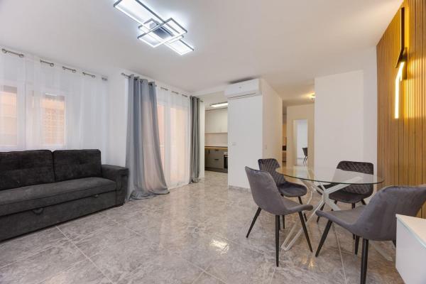 Venta de piso en Piso en Playa del Cura, Torrevieja, Torrevieja
photo 1