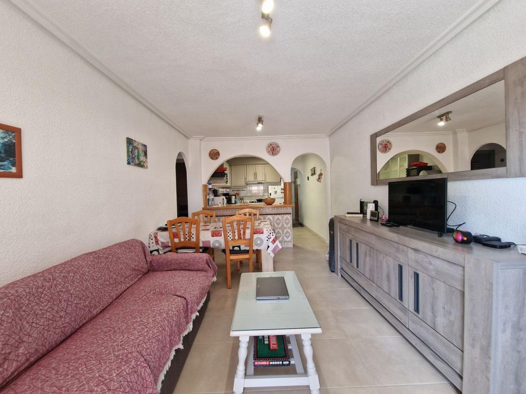 Продажа квартиры на Piso en Avenida del Perú, 5, Guardamar Playa, Guardamar del Segura, Гуардамар-дель-Сегура
photo 4