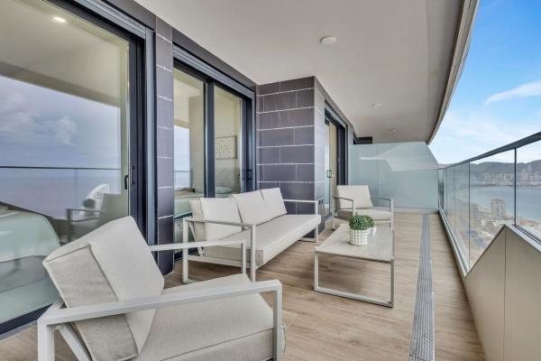Sale of flat in Piso en Avenida de Benissa, Playa de Poniente, Benidorm, Benidorm
thumbnail 2