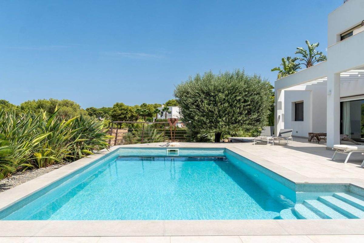 Properties for sale and rent in Spain photo 2