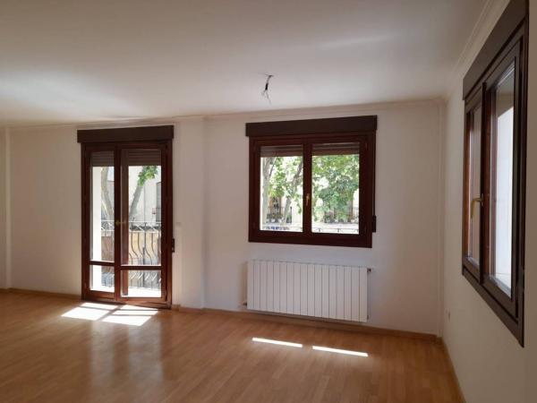 Venta de piso en Piso en Plaza Sant Vicent, Ibi, Ibi
thumbnail 3