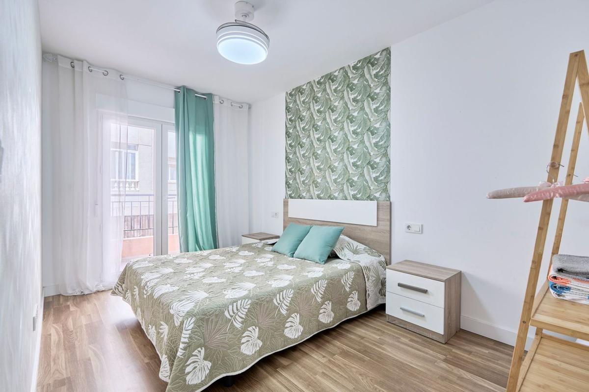 Venta de piso en Piso en Calle Joven Pura, 10, Antonio Machado, Torrevieja, Torrevieja
photo 3
