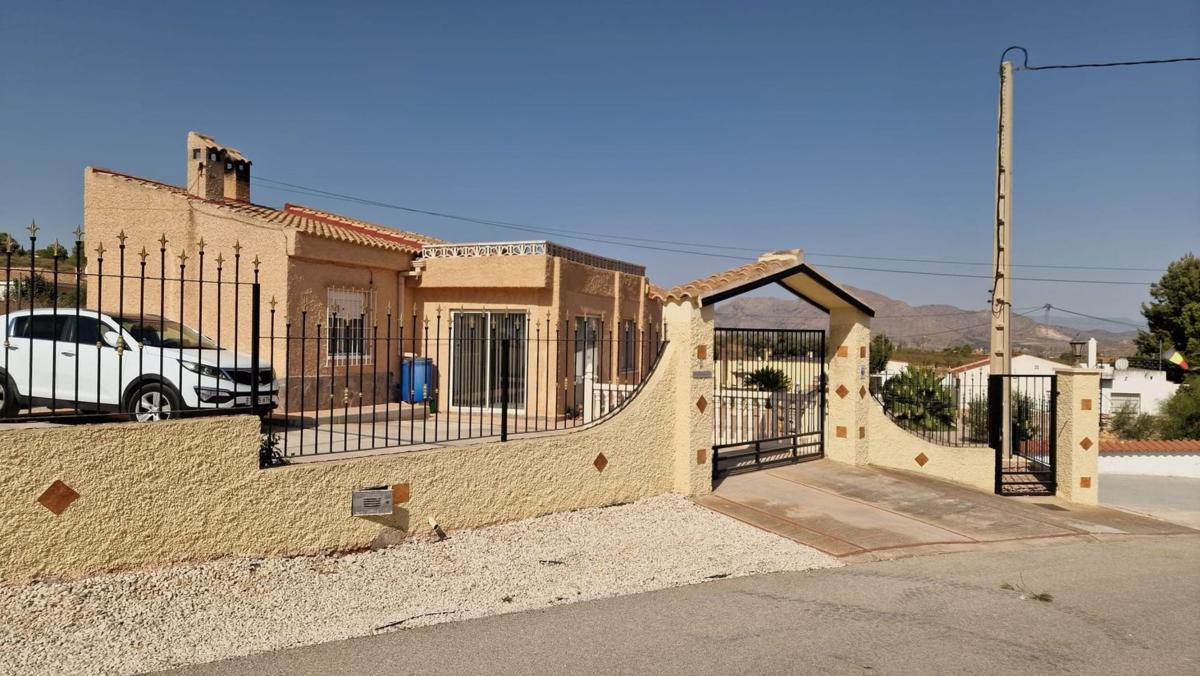 Propiedades en venta y alquiler en España photo 2