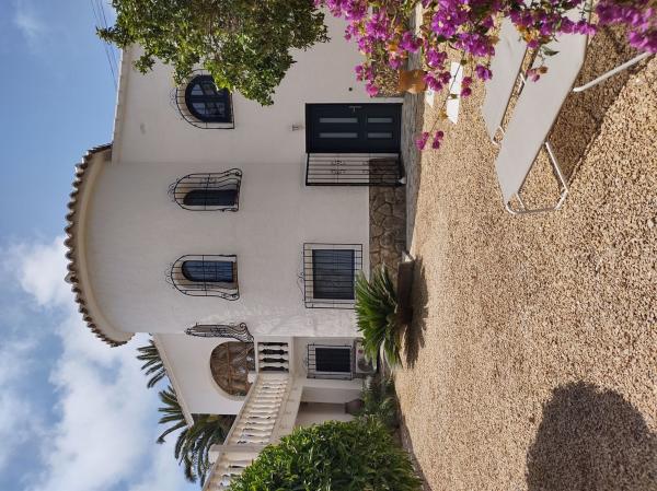 Casa o chalet independiente en Avenida de la Fustera, Cala Advocat - Baladrar, Benissa thumbnail 3