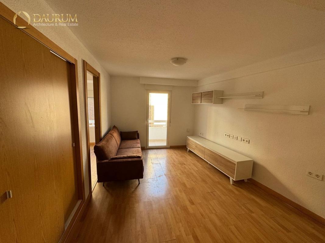 Venta de piso en Piso en Calle Doctor Buades, Carolinas Altas, Alicante / Alacant, Alicante / Alacant
photo 3