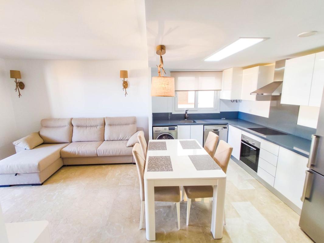 Продажа квартиры на Piso en Calle Ciclón, 7, Punta Prima, Torrevieja, Торревьеха
photo 2