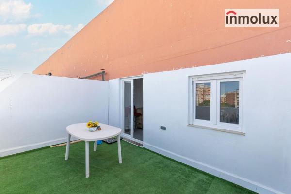 Penthouse for sale at Ático en Calle Tuberia, San Agustín, Alicante / Alacant, Alicante thumbnail 3