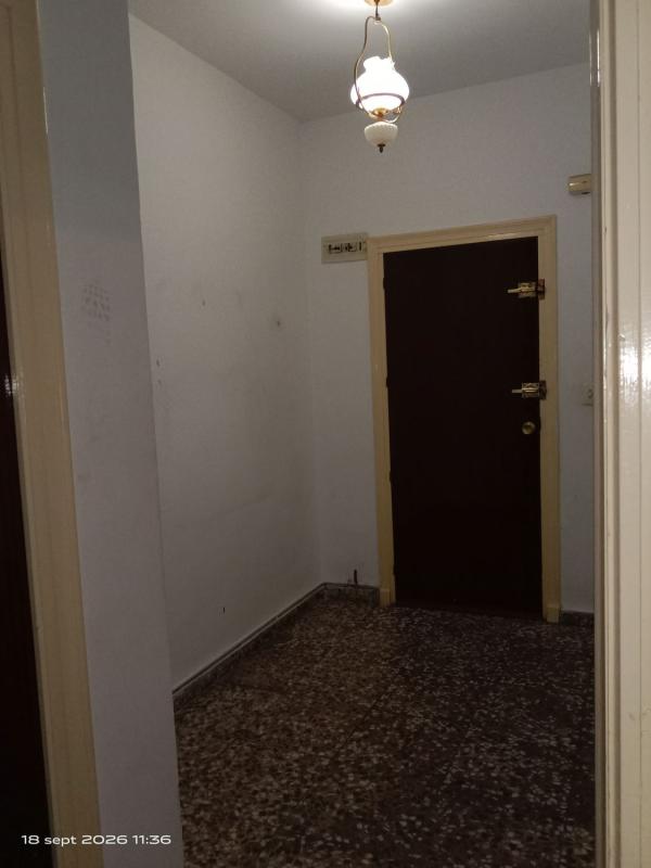 Продажа квартиры на Piso en Calle Juan de la Cierva, 8, Plaza de Toros - Avenida Chapí - Trinquete, Elda, Эльда
 photo 2