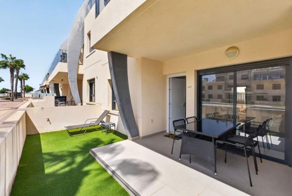 Продажа квартиры на Piso en Calle Sevilla, Pueblo Latino, Pilar de la Horadada, Пилар де ла Орадада
photo 1