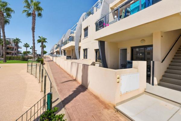 Продажа квартиры на Piso en Calle Sevilla, Pueblo Latino, Pilar de la Horadada, Пилар де ла Орадада
thumbnail 2
