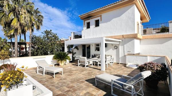 Penthouse for sale at Ático en Les Bovetes-La Felicidad, Denia, Denia photo 1