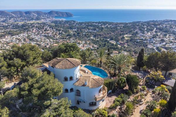 Частный шале на продаже в Casa o chalet en Casco Urbano, Moraira, Морайра thumbnail 2