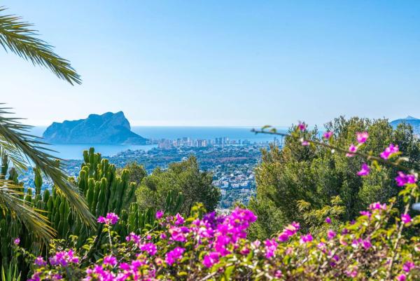 Частный шале на продаже в Casa o chalet en Casco Urbano, Moraira, Морайра thumbnail 3