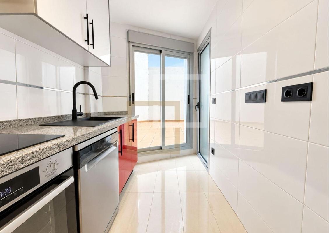 Sprzedaż mieszkania w Piso en Calle Callosa d'en Sarrià, 14, Cala de Finestrat, Finestrat, Finestrat
photo 5