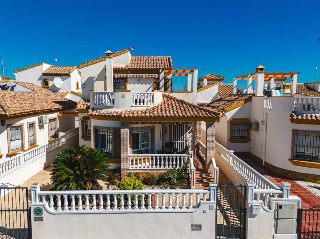 Propiedades en venta y alquiler en España photo 1